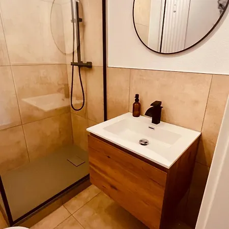 Balkony Sana Klinik No 20 Lägenhet Offenbach am Main